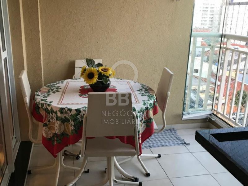 Apartamento à venda com 2 quartos, 69m² - Foto 4