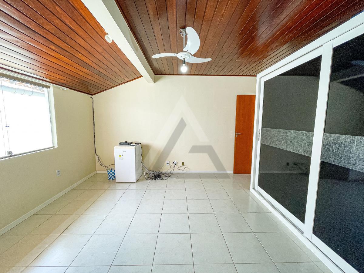 Casa à venda com 4 quartos, 182m² - Foto 19