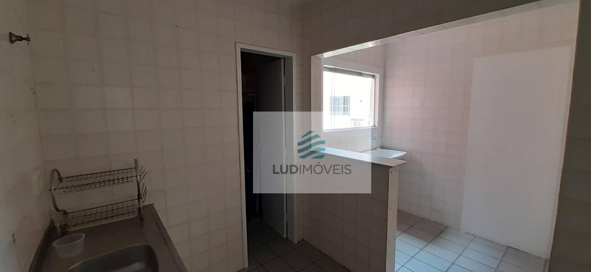 Apartamento à venda com 3 quartos, 79m² - Foto 9