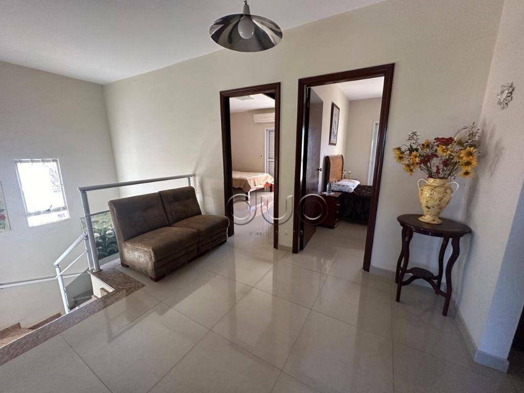 Casa à venda com 4 quartos, 304m² - Foto 9