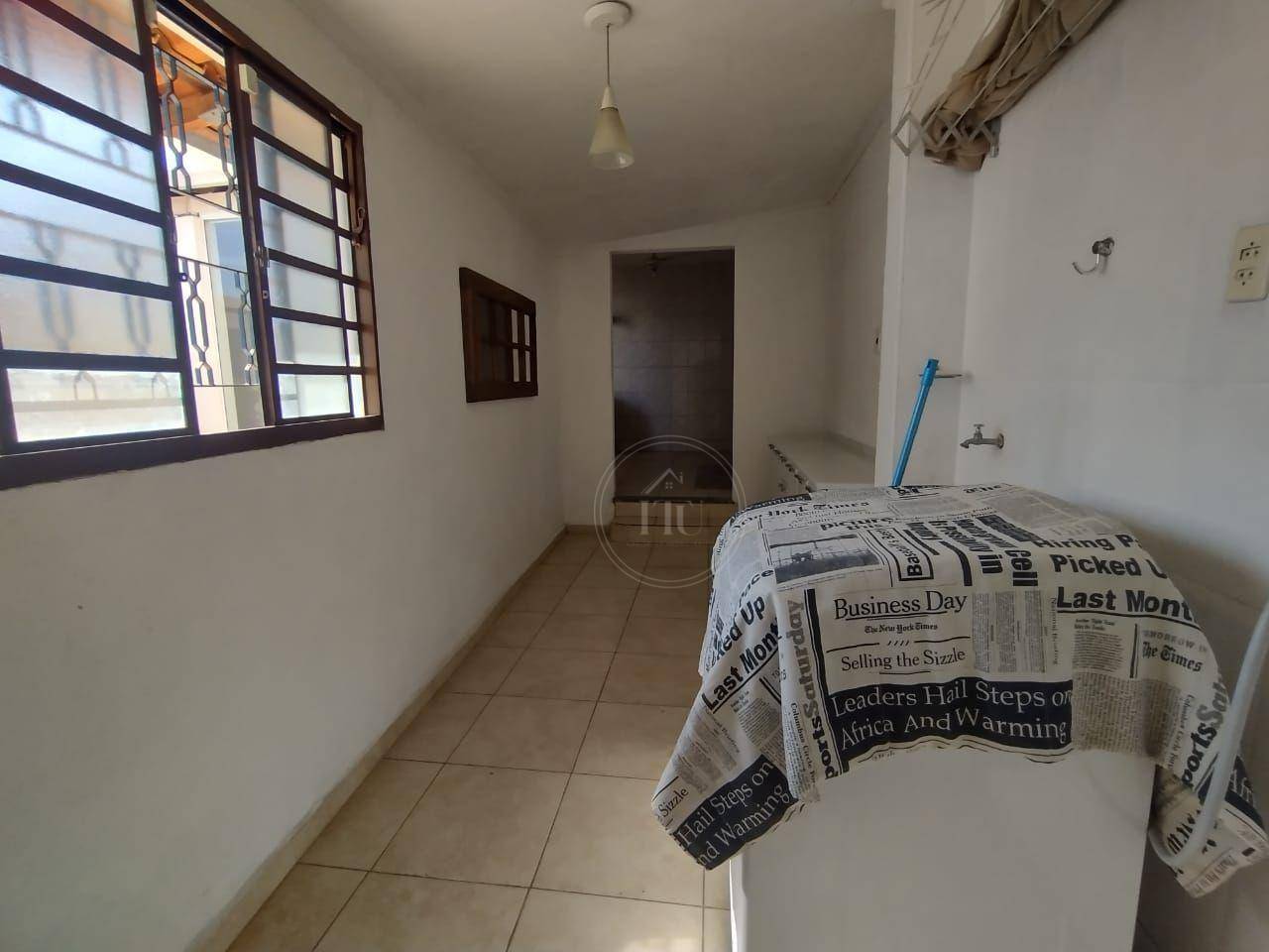 Casa à venda com 4 quartos, 95m² - Foto 19