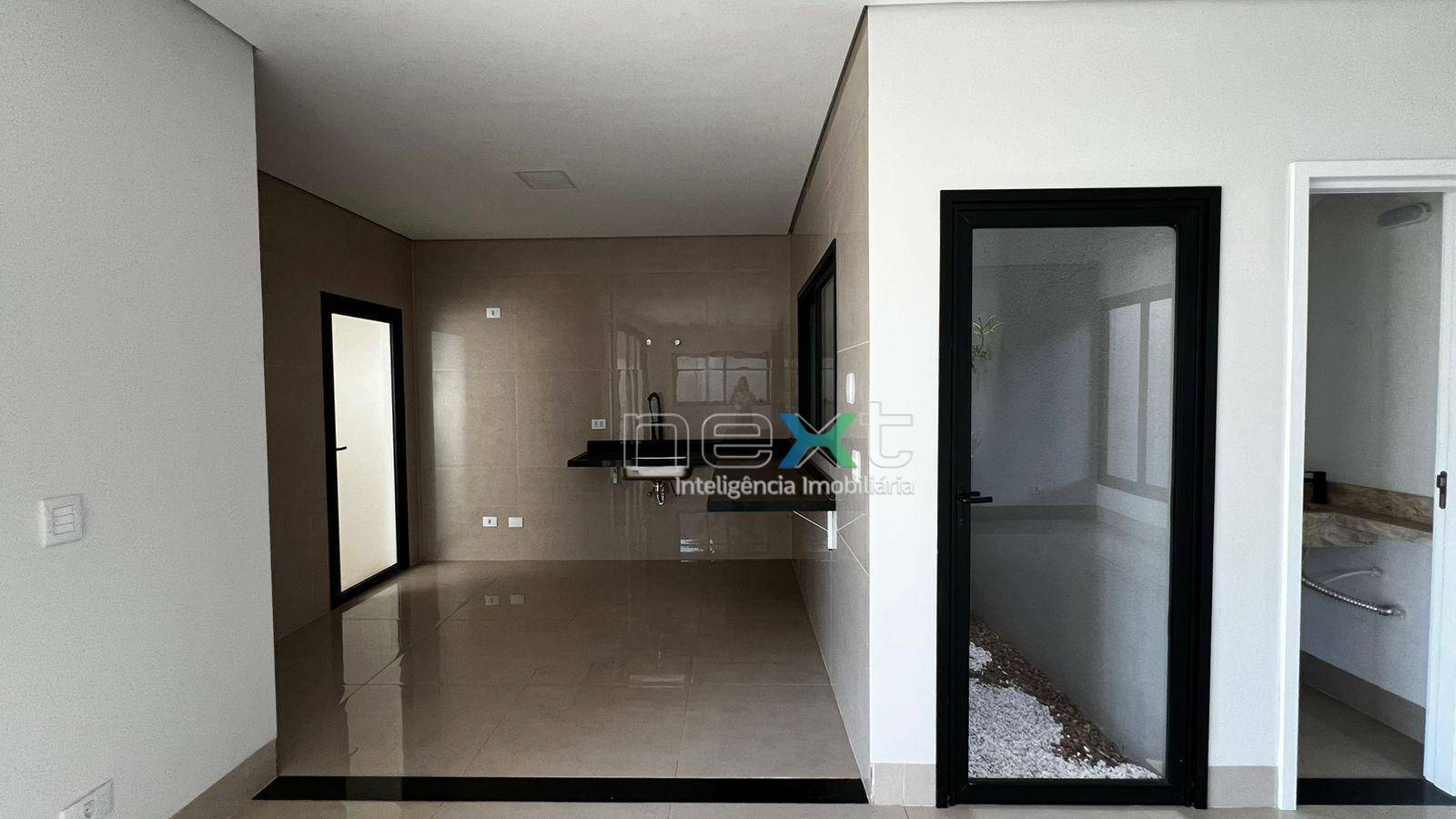 Sobrado à venda com 3 quartos, 150m² - Foto 4