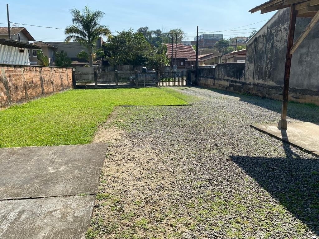 Terreno à venda com 1 quarto, 43m² - Foto 13