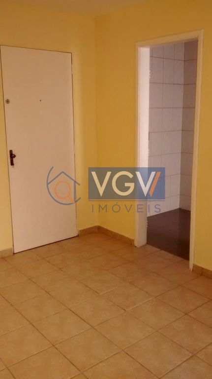 Apartamento à venda e aluguel com 2 quartos, 50m² - Foto 12