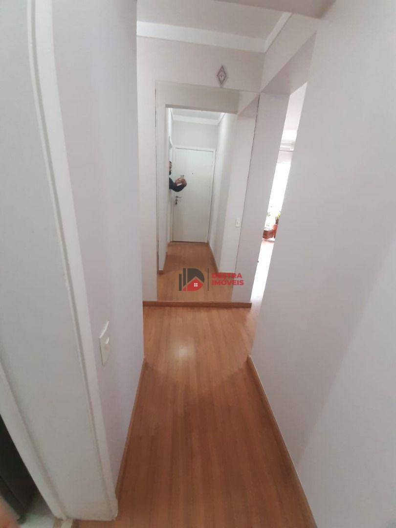 Apartamento à venda com 2 quartos, 60m² - Foto 9