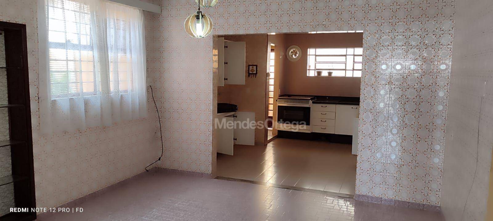 Casa para alugar com 2 quartos, 70m² - Foto 10