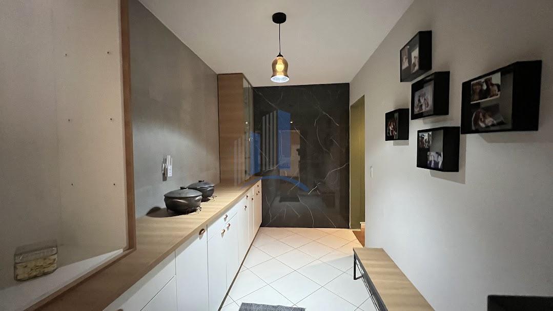 Sobrado à venda com 3 quartos, 220m² - Foto 15