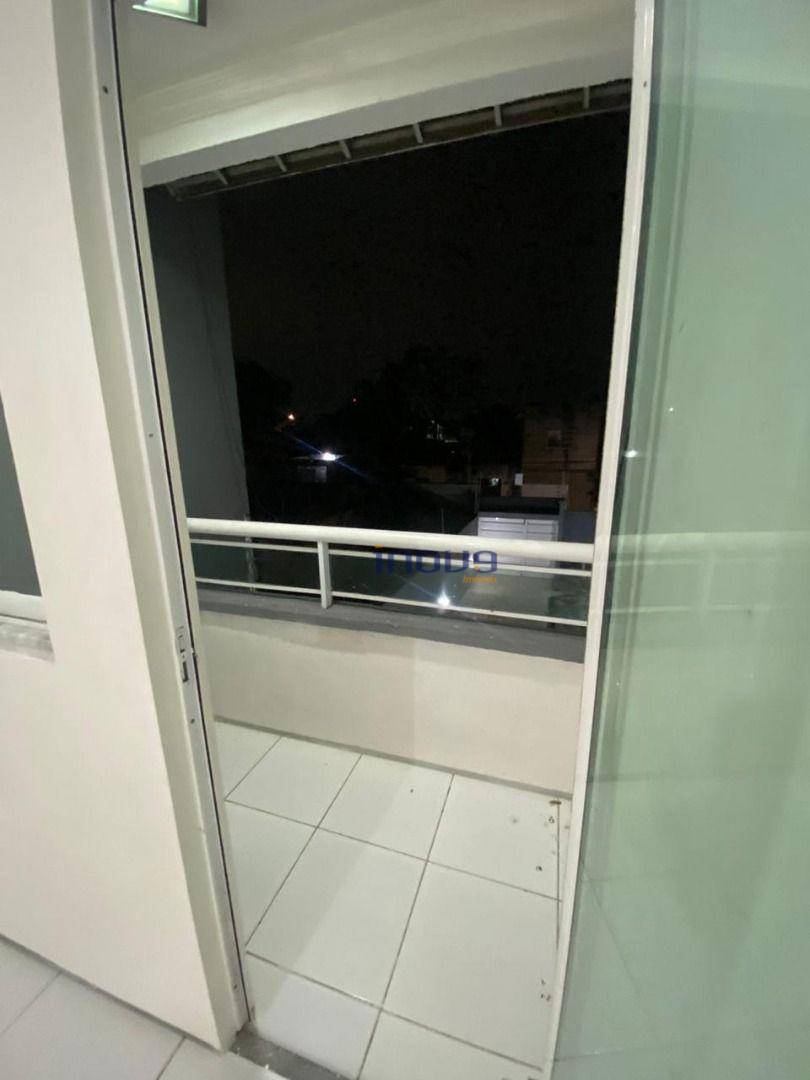 Casa à venda com 3 quartos, 100m² - Foto 11