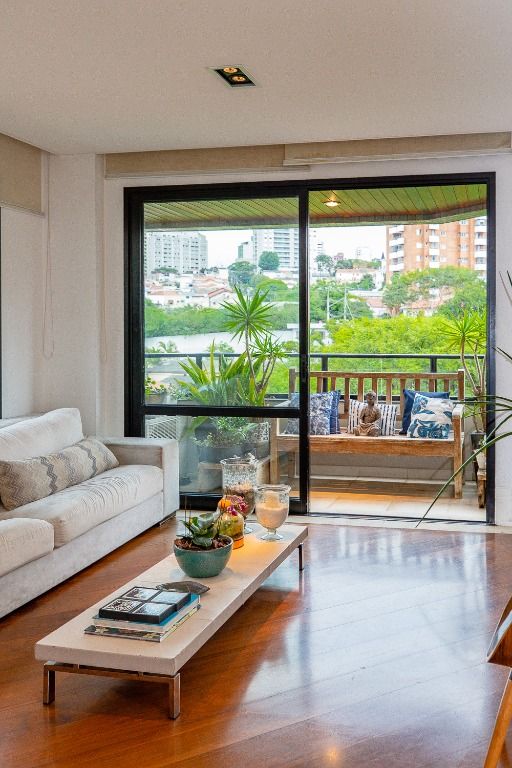 Apartamento à venda com 3 quartos, 205m² - Foto 8