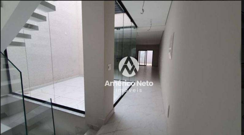 Sobrado à venda com 3 quartos, 220m² - Foto 18