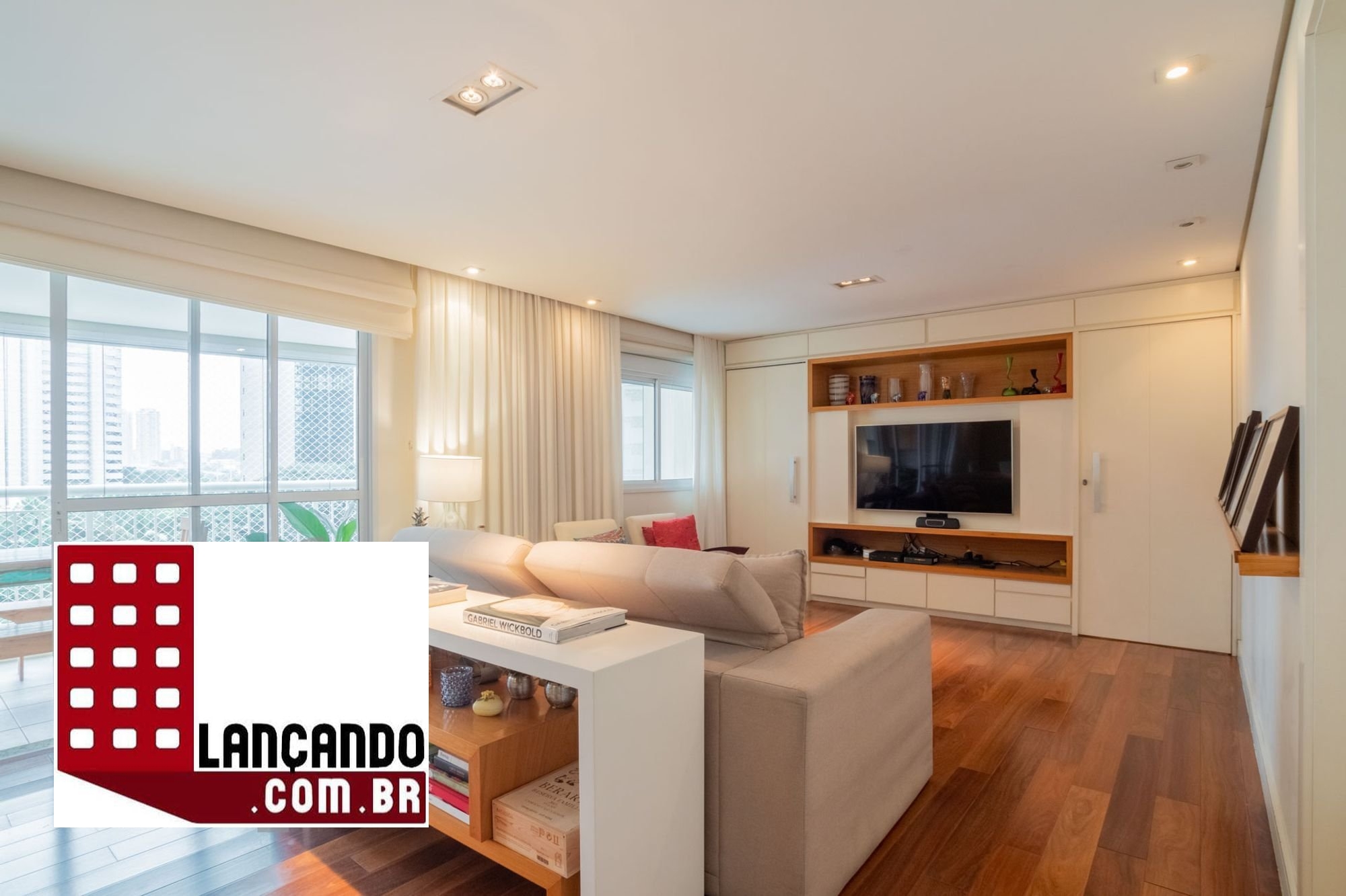 Apartamento à venda com 3 quartos, 147m² - Foto 2