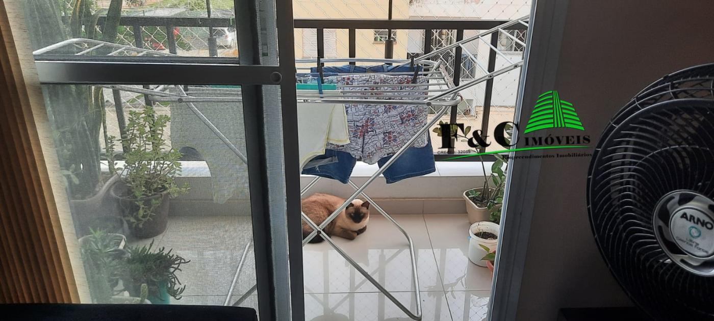 Apartamento à venda com 2 quartos, 65m² - Foto 18