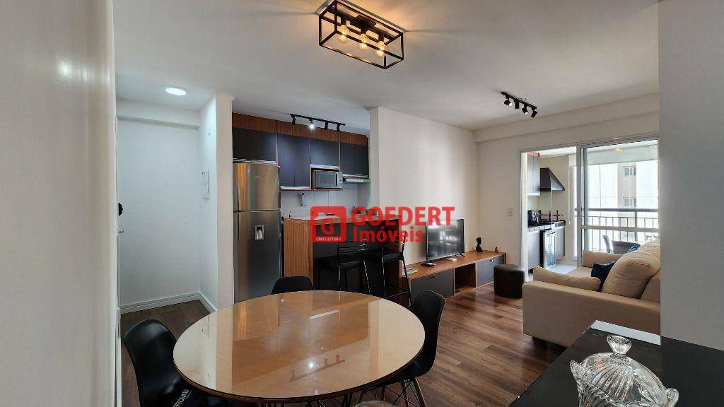 Apartamento à venda com 2 quartos, 68m² - Foto 4