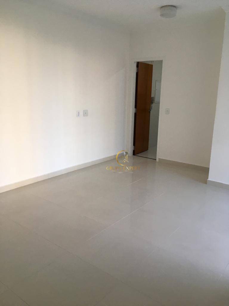 Apartamento para alugar com 2 quartos, 74m² - Foto 8