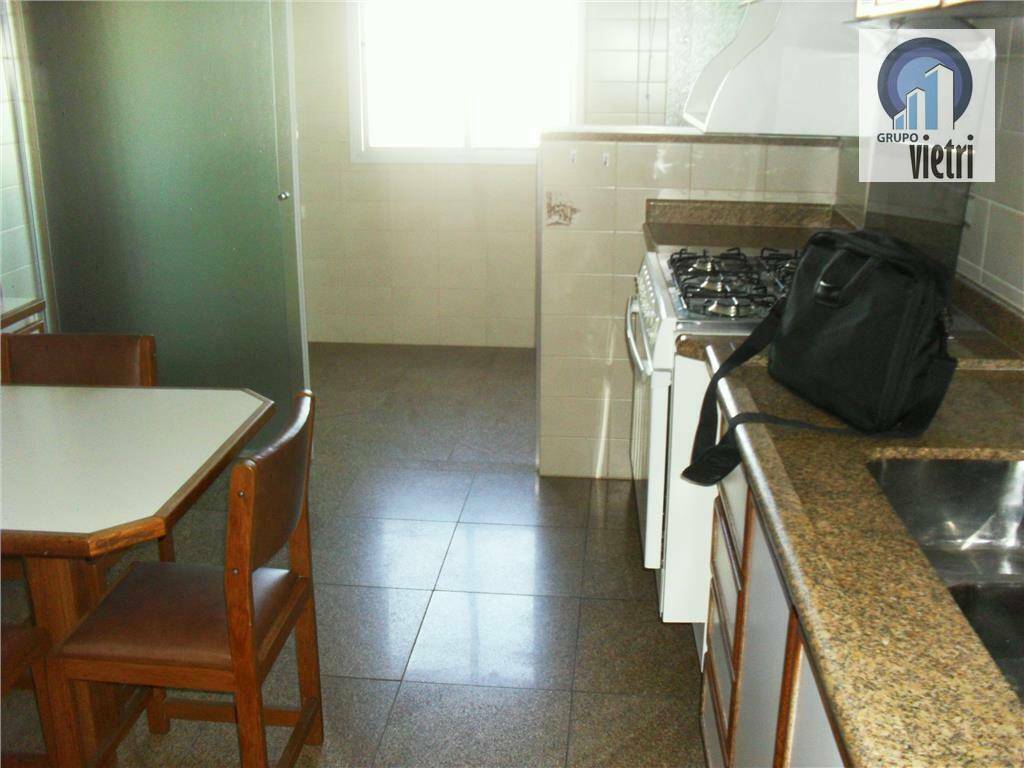 Apartamento à venda com 3 quartos, 87m² - Foto 2