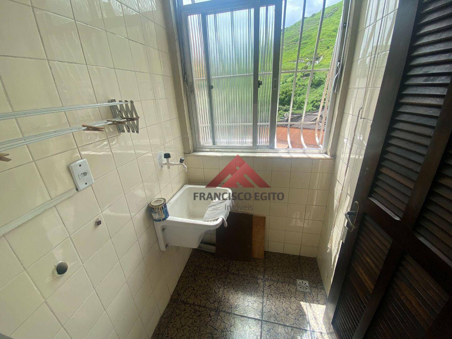 Apartamento à venda com 2 quartos, 60m² - Foto 17