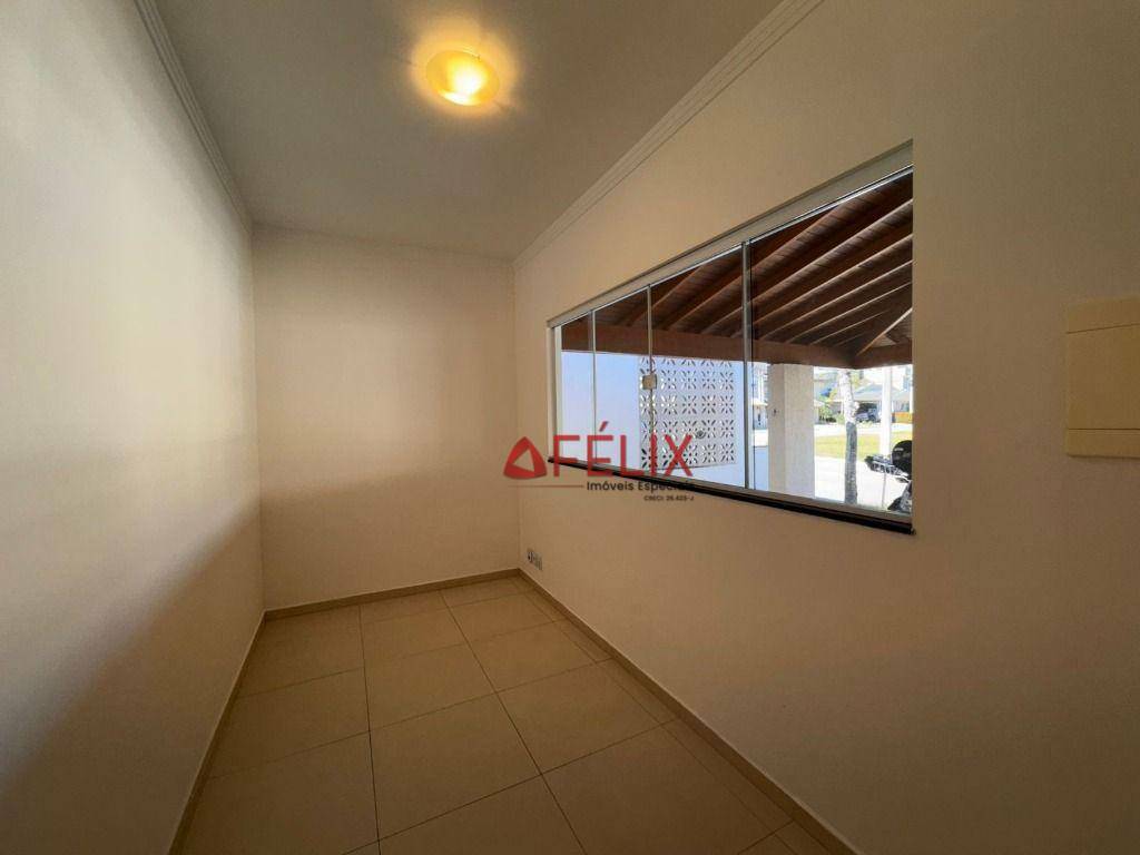 Casa de Condomínio para alugar com 3 quartos, 150m² - Foto 21