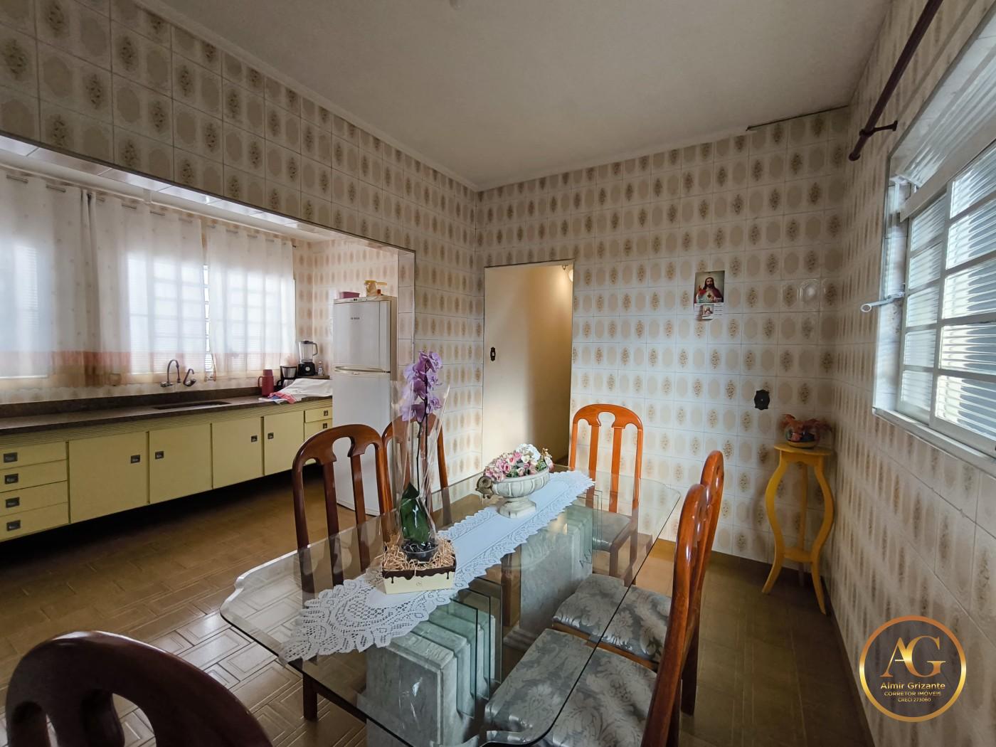 Casa à venda com 3 quartos, 198m² - Foto 25
