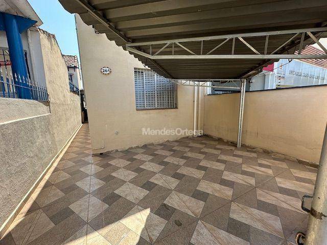 Casa à venda com 2 quartos, 74m² - Foto 11