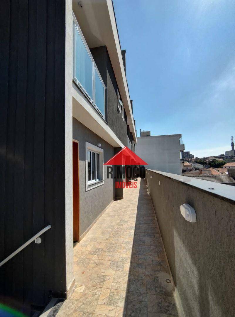 Sobrado à venda com 2 quartos, 100m² - Foto 1