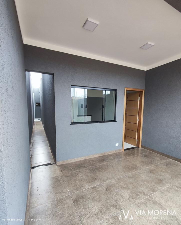 Casa à venda com 2 quartos, 120m² - Foto 2