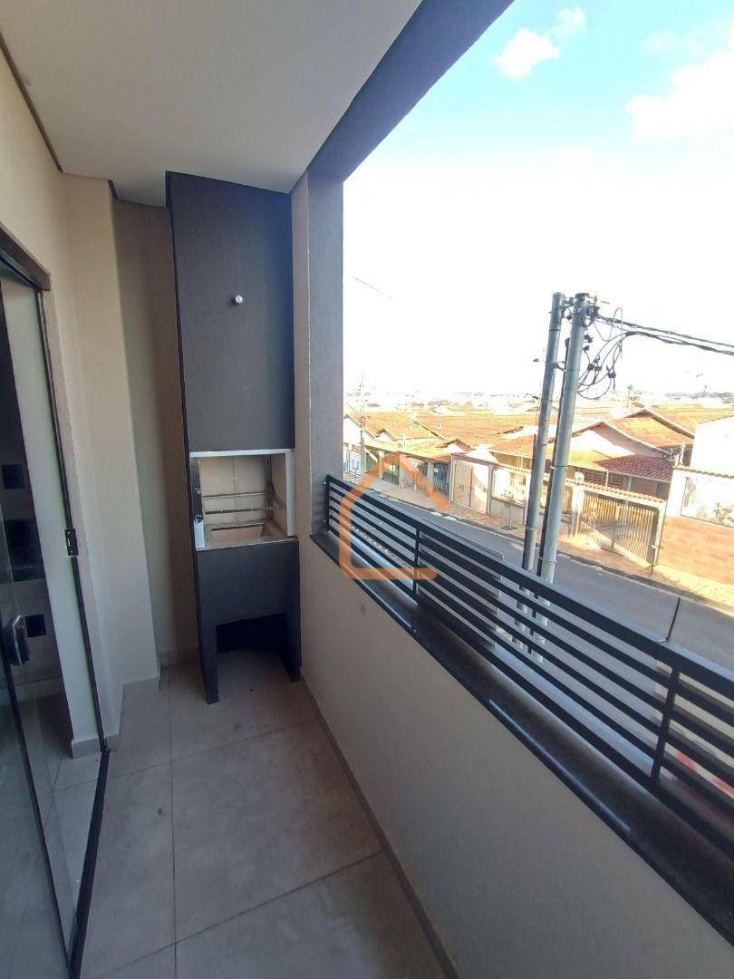 Apartamento para alugar com 3 quartos, 78m² - Foto 3