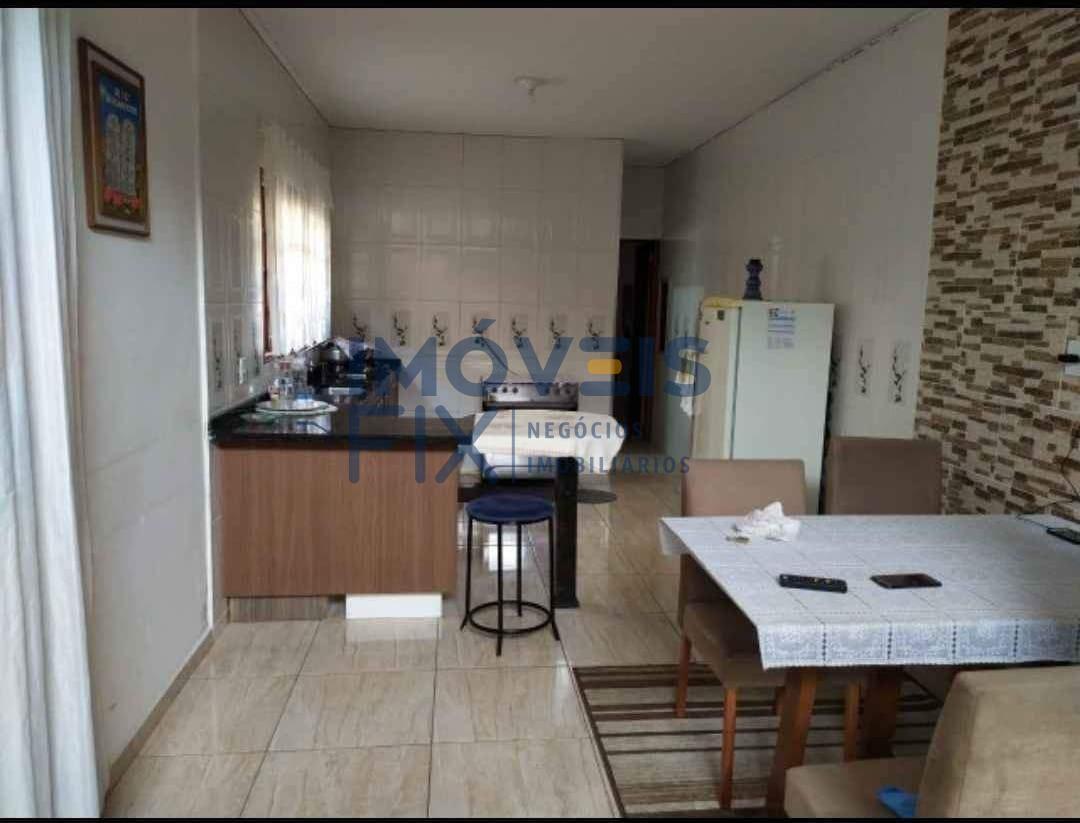 Casa à venda com 3 quartos, 112m² - Foto 5