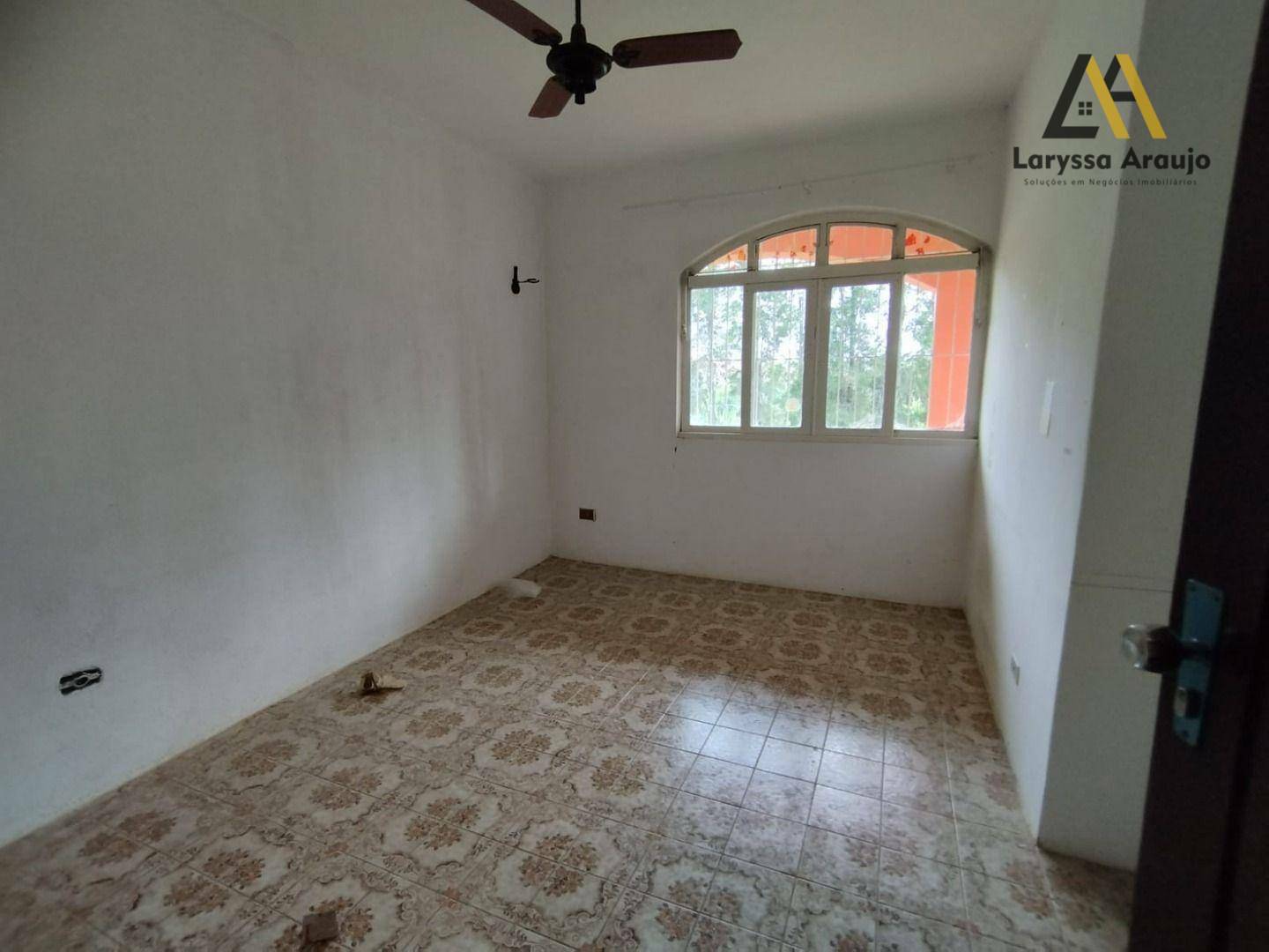 Sítio à venda com 3 quartos, 300m² - Foto 18