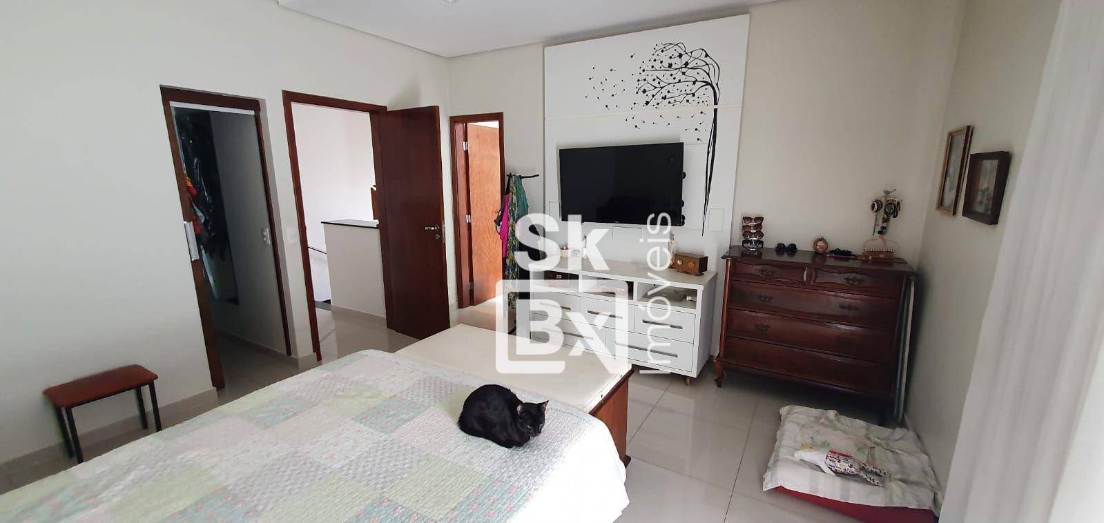 Casa de Condomínio à venda com 4 quartos, 300m² - Foto 11