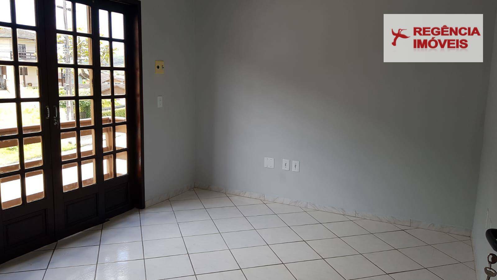 Casa à venda com 9 quartos, 550m² - Foto 16