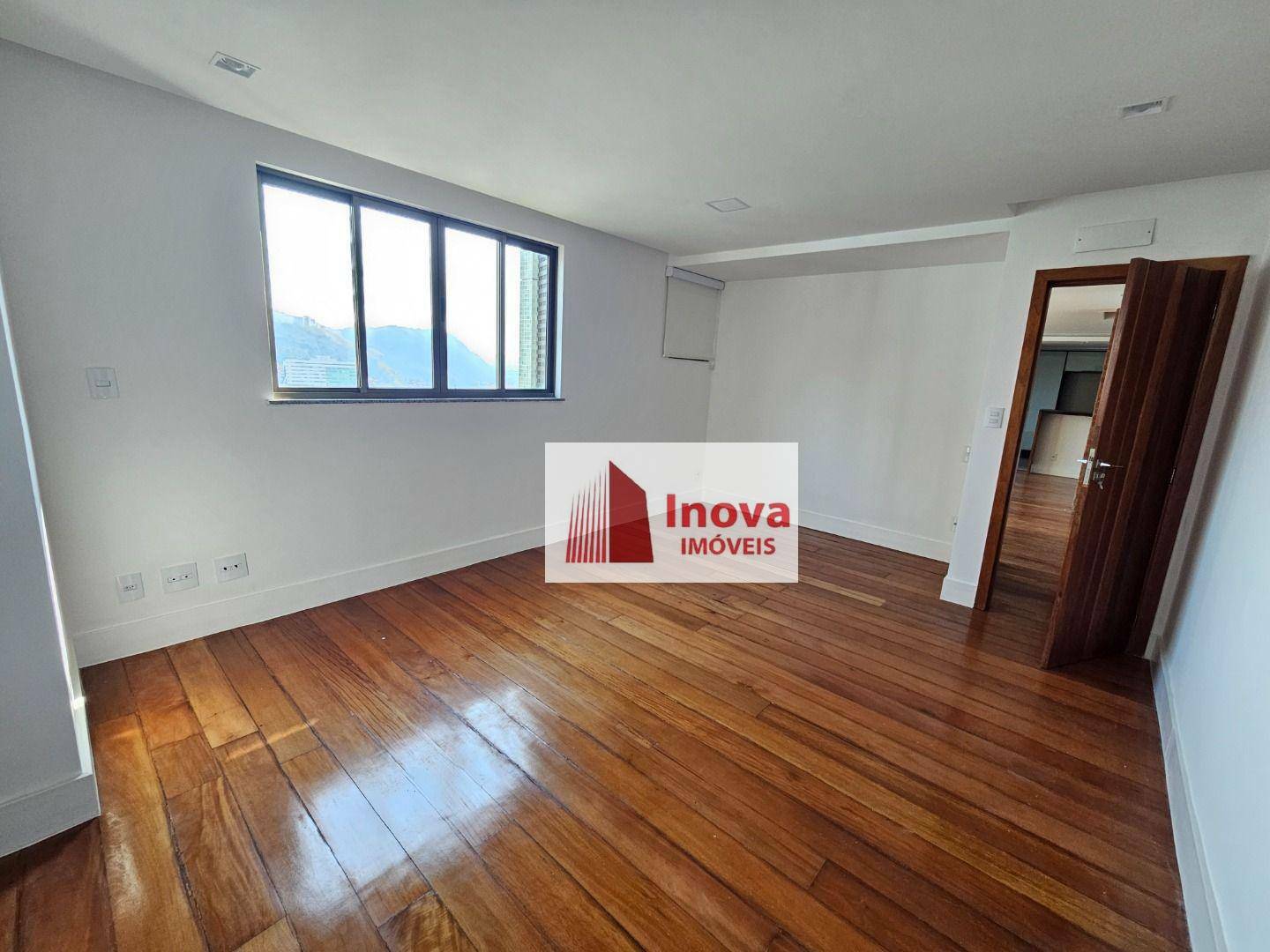 Cobertura à venda com 4 quartos, 280m² - Foto 20