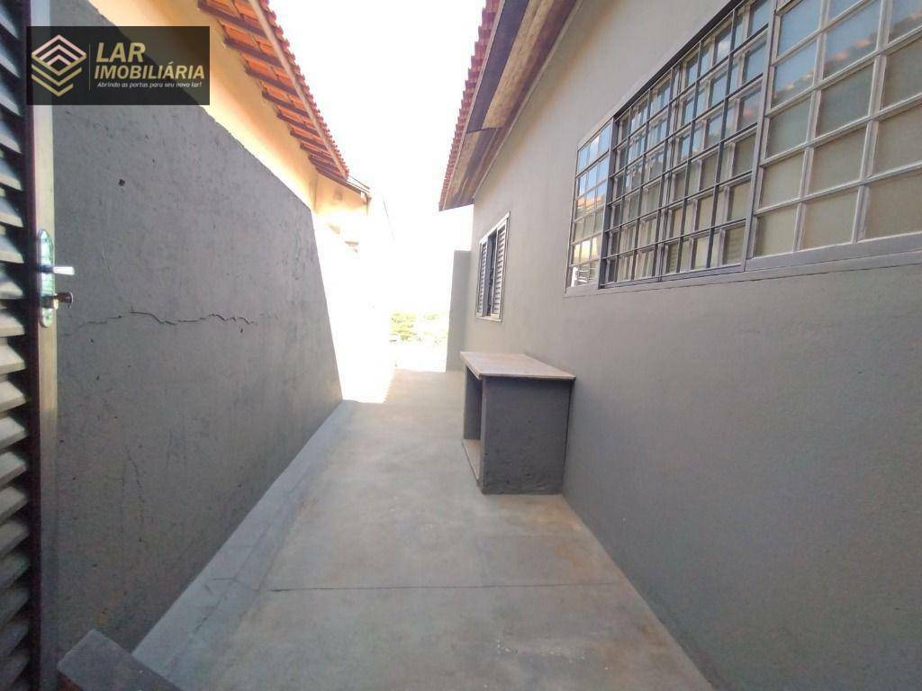 Casa à venda com 2 quartos, 105m² - Foto 15