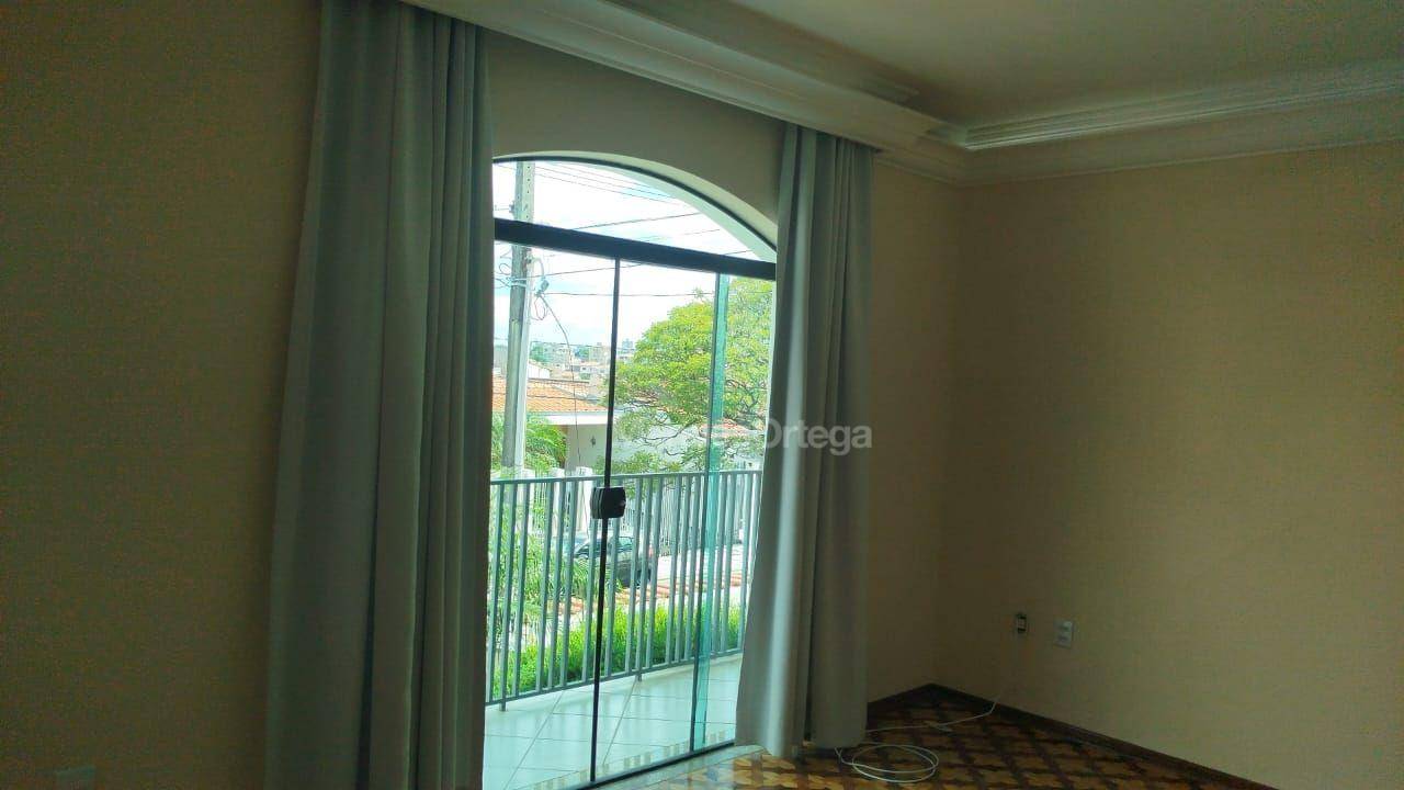 Casa para alugar com 3 quartos, 250m² - Foto 10