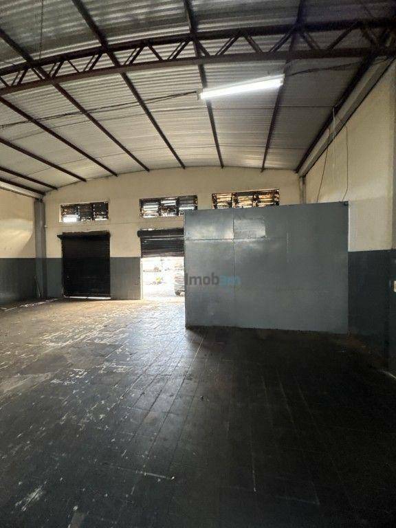 Depósito-Galpão-Armazém para alugar, 400m² - Foto 6
