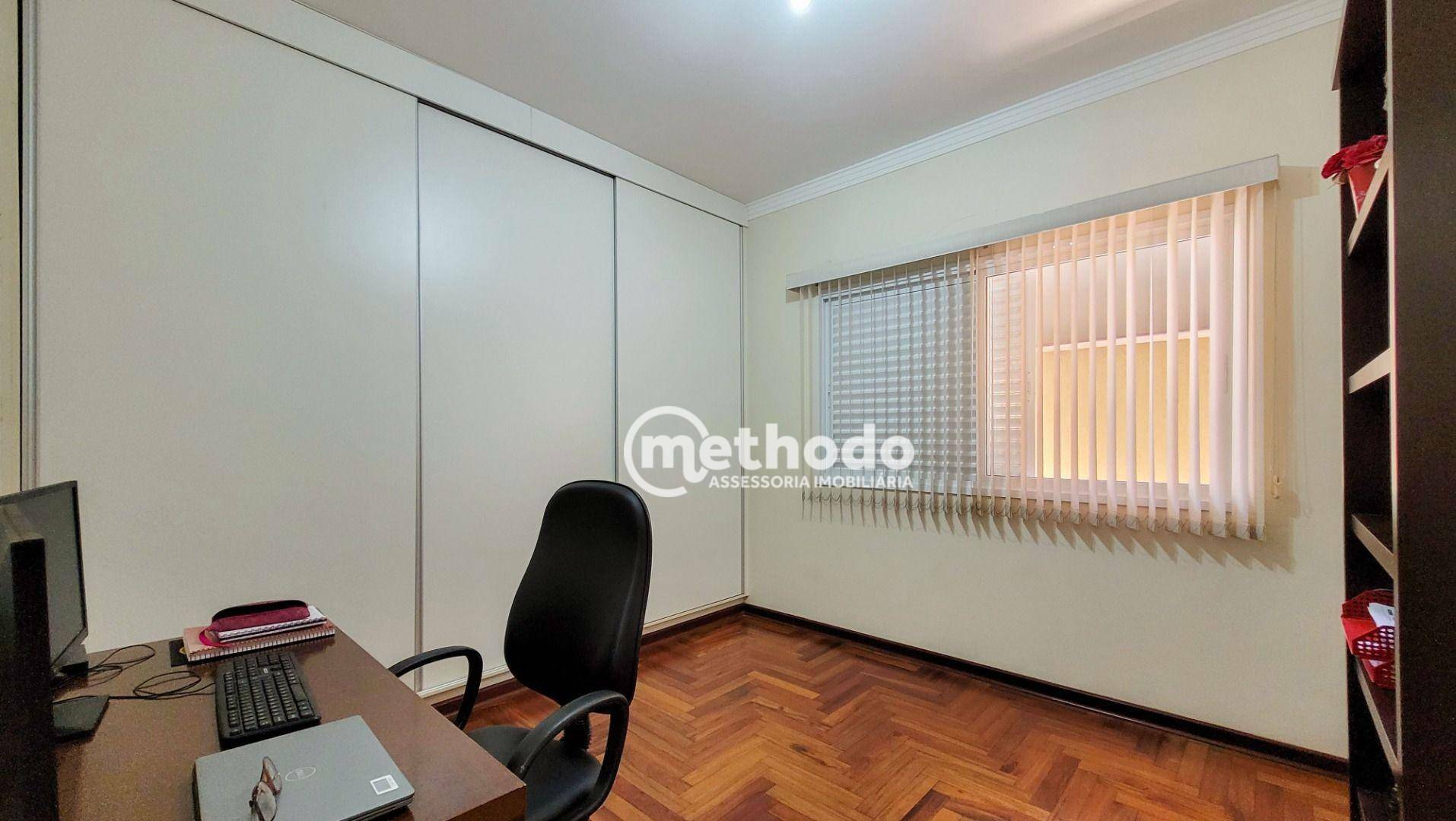 Casa de Condomínio à venda com 4 quartos, 250m² - Foto 13