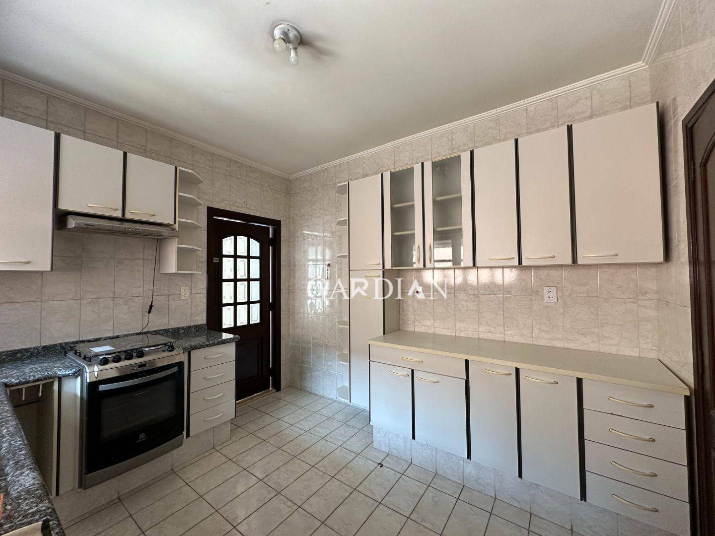 Sobrado à venda com 3 quartos, 277m² - Foto 22