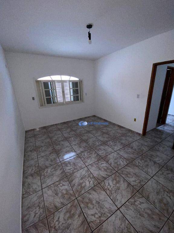 Casa, 3 quartos, 120 m² - Foto 4