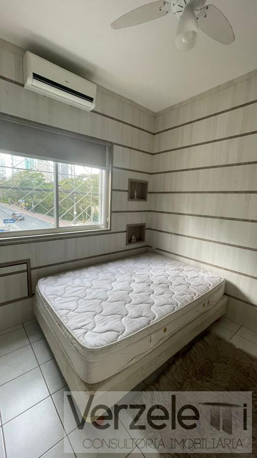 Apartamento à venda com 1 quarto, 55m² - Foto 11