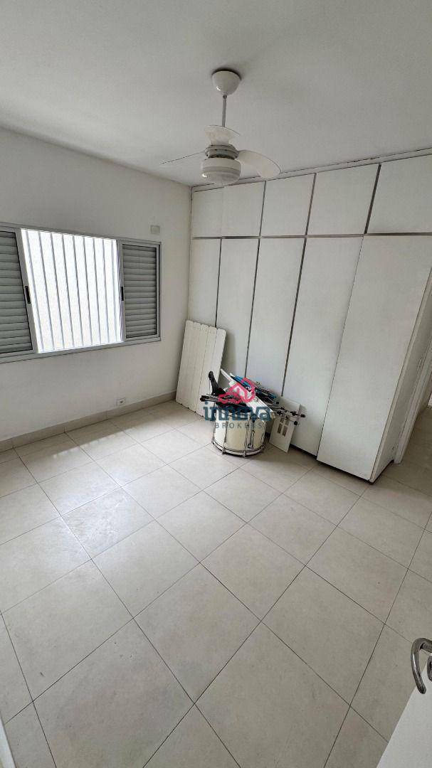 Sobrado à venda e aluguel com 3 quartos, 240m² - Foto 18