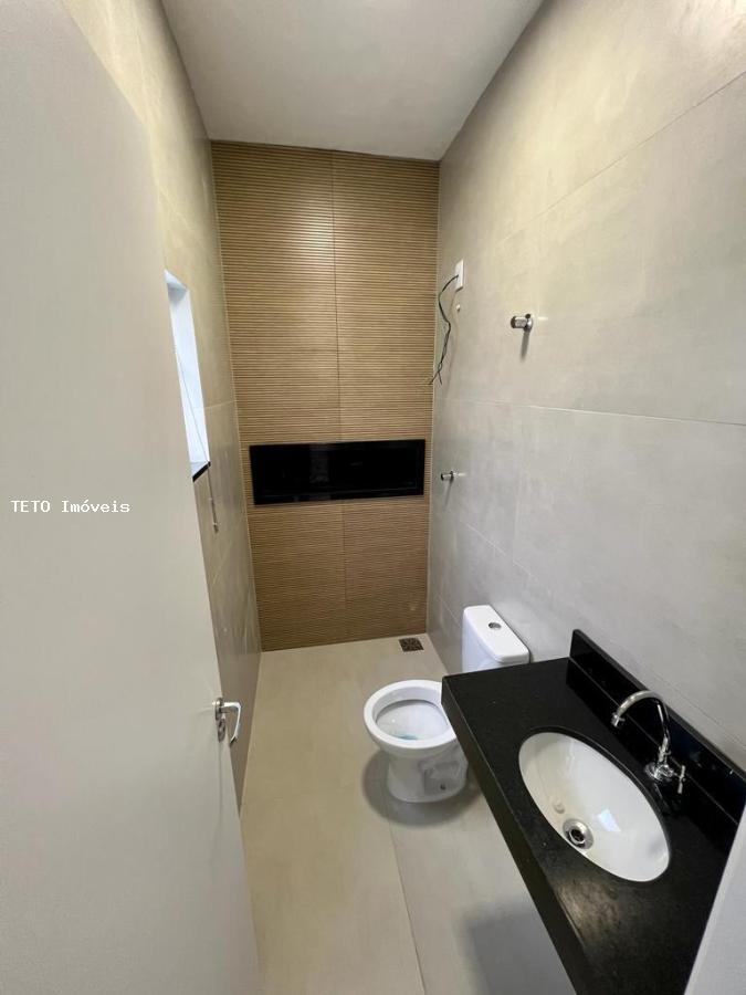 Casa à venda com 3 quartos, 200m² - Foto 15