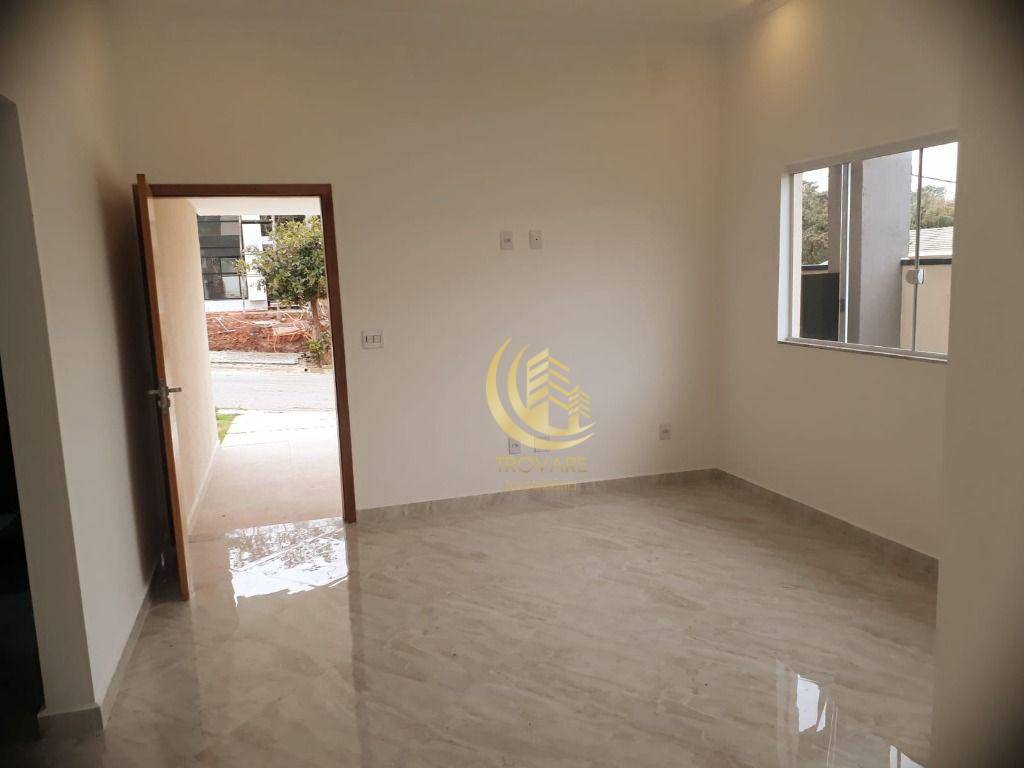 Casa de Condomínio à venda com 3 quartos, 140m² - Foto 3