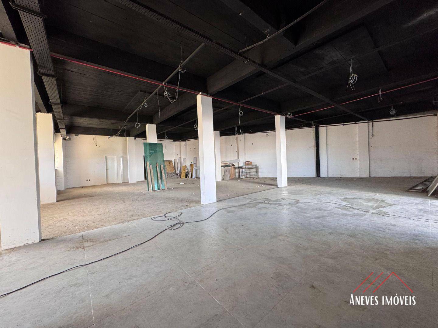 Prédio Inteiro para alugar, 1200m² - Foto 21