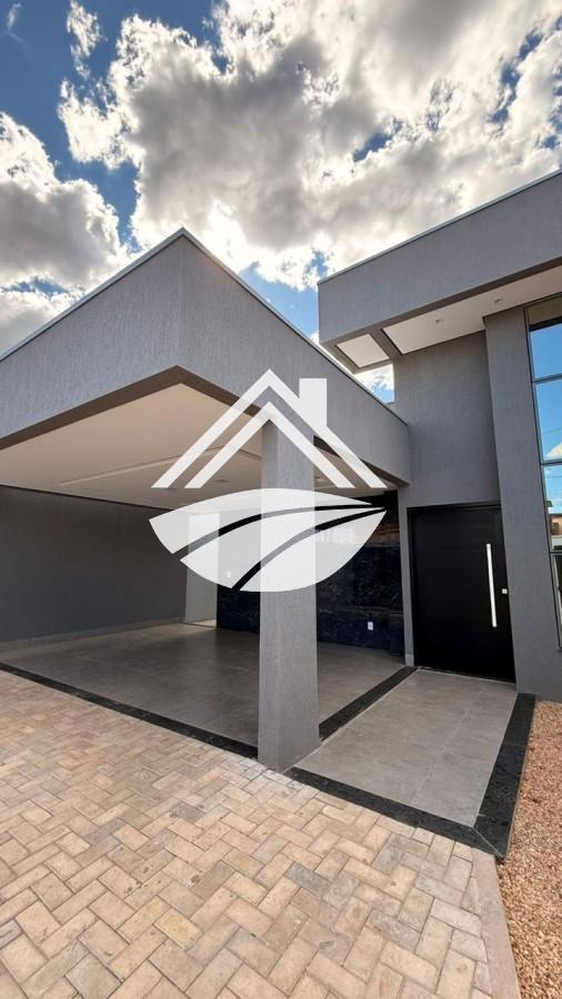 Casa à venda com 3 quartos, 240m² - Foto 1