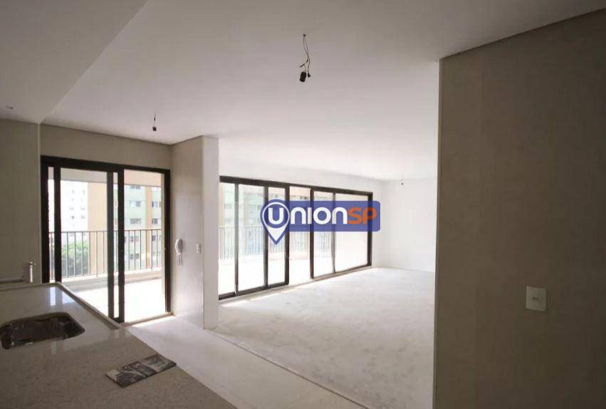 Apartamento à venda com 3 quartos, 163m² - Foto 3