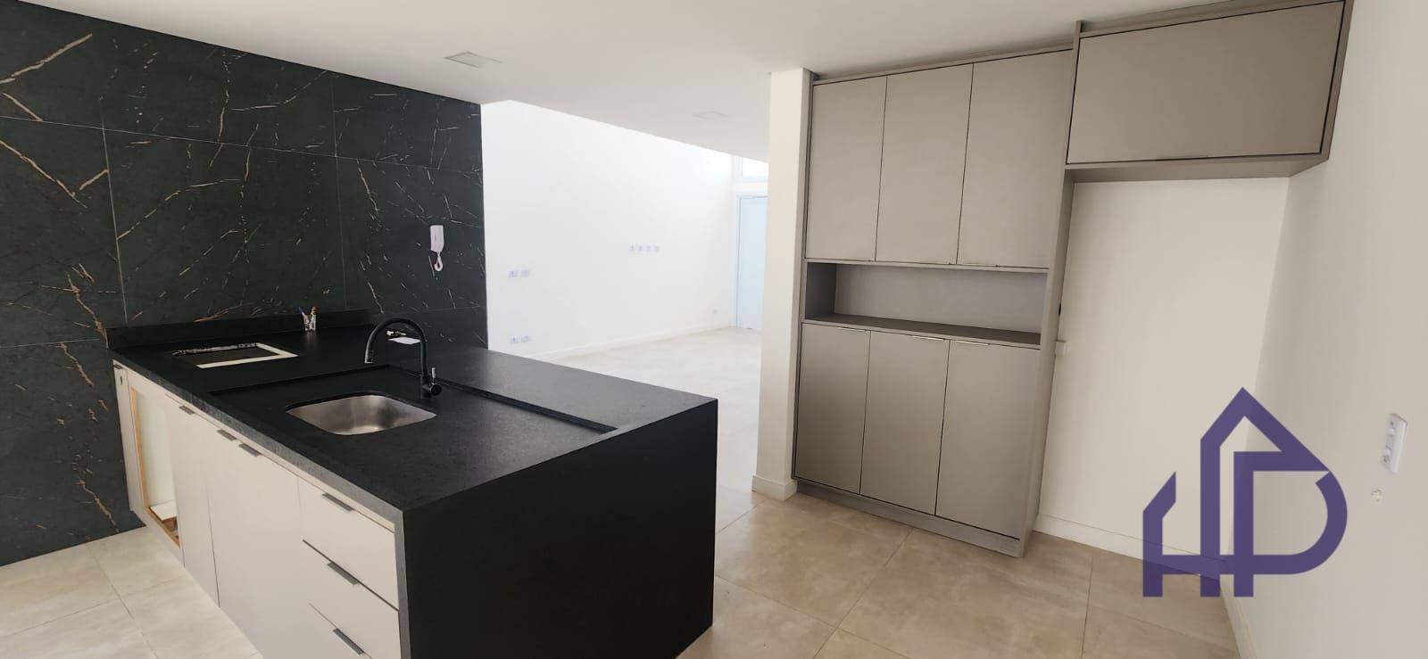 Casa para alugar com 3 quartos, 194m² - Foto 14