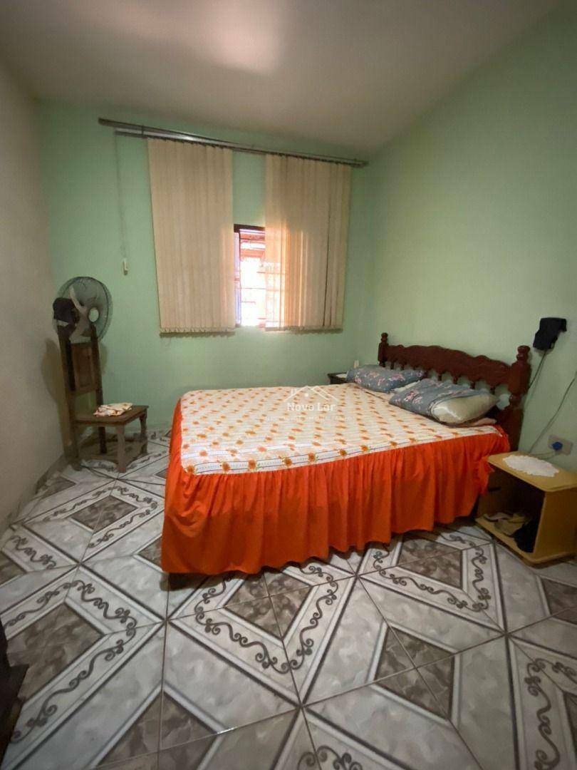 Casa à venda com 5 quartos, 244m² - Foto 7