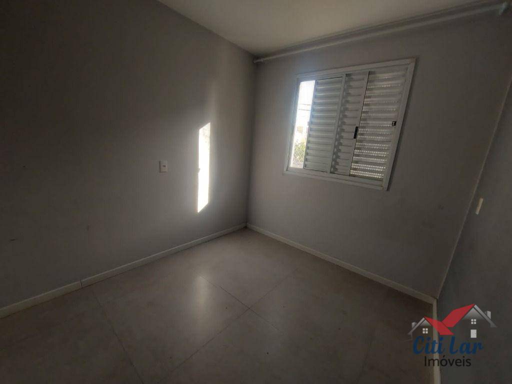 Apartamento à venda com 2 quartos, 43m² - Foto 11