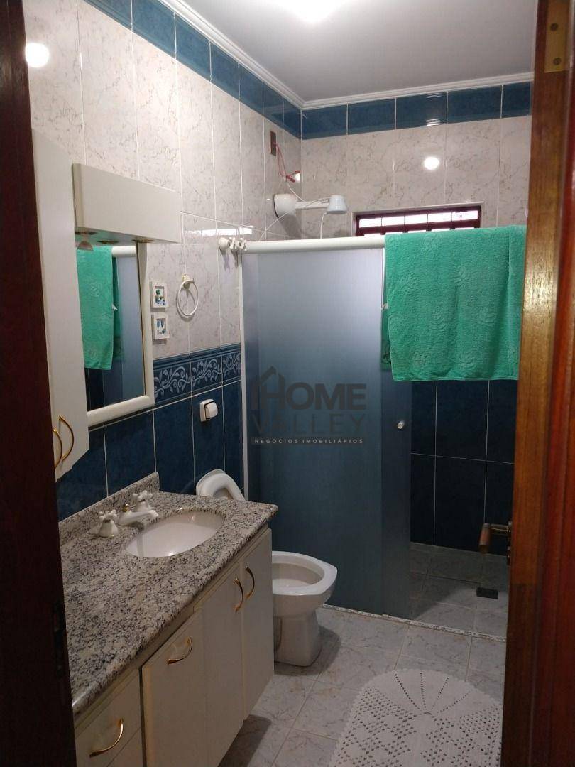 Casa de Condomínio à venda com 3 quartos, 189m² - Foto 25