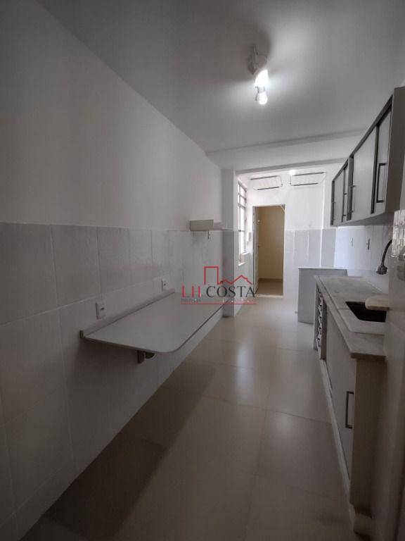 Apartamento à venda com 2 quartos, 70m² - Foto 18