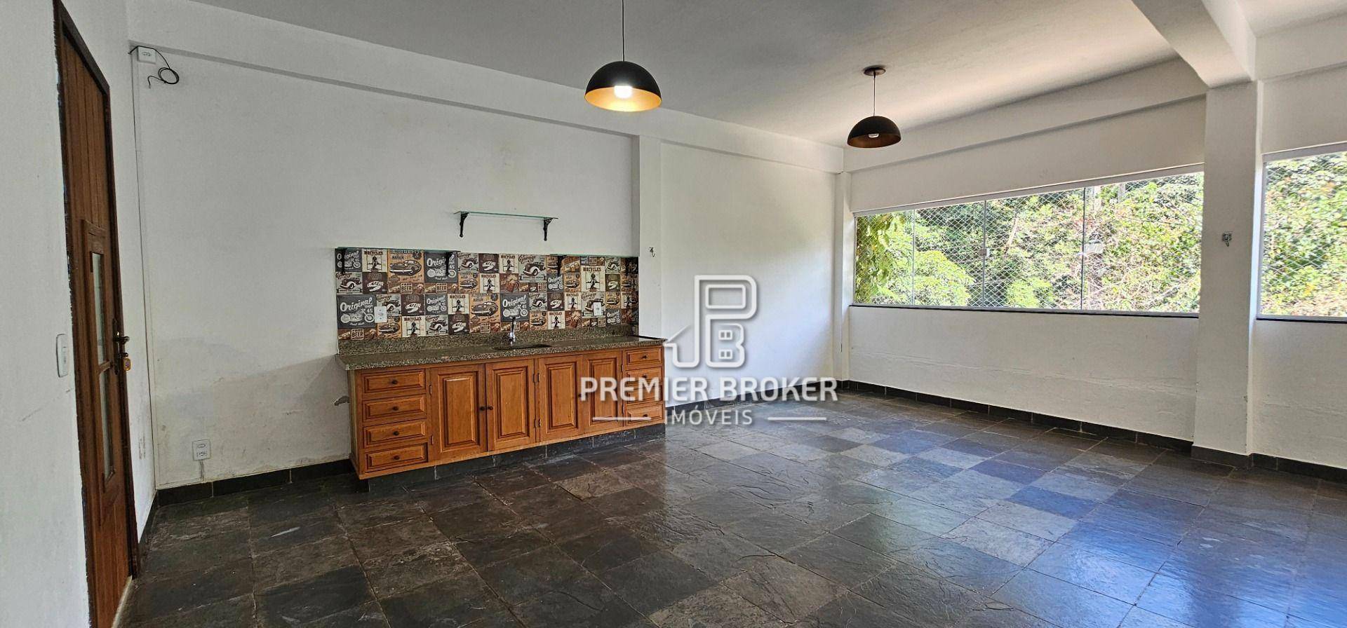 Casa à venda com 5 quartos, 190m² - Foto 6